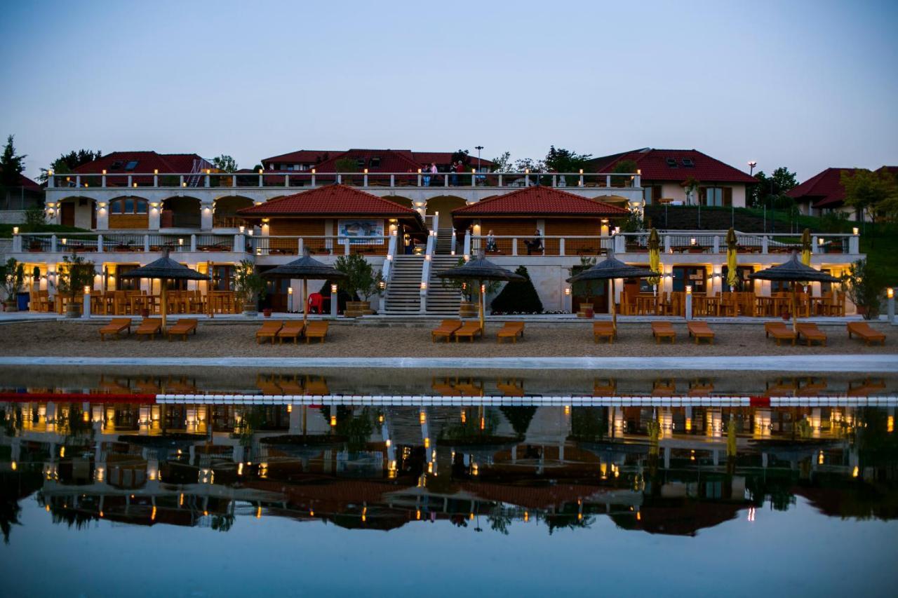 Egri Korona Borhaz Es Wellness Hotel Demjén Exterior photo